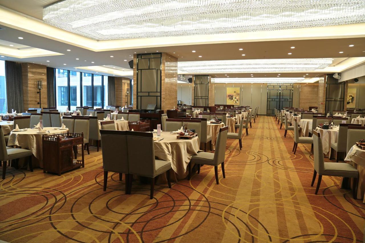 Guangzhou ChangFeng Gloria Plaza Hotel Bagian luar foto