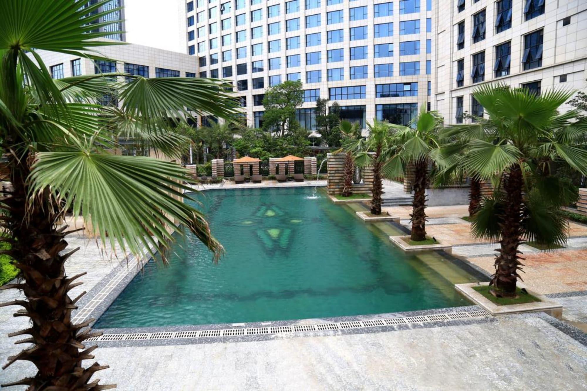 Guangzhou ChangFeng Gloria Plaza Hotel Bagian luar foto