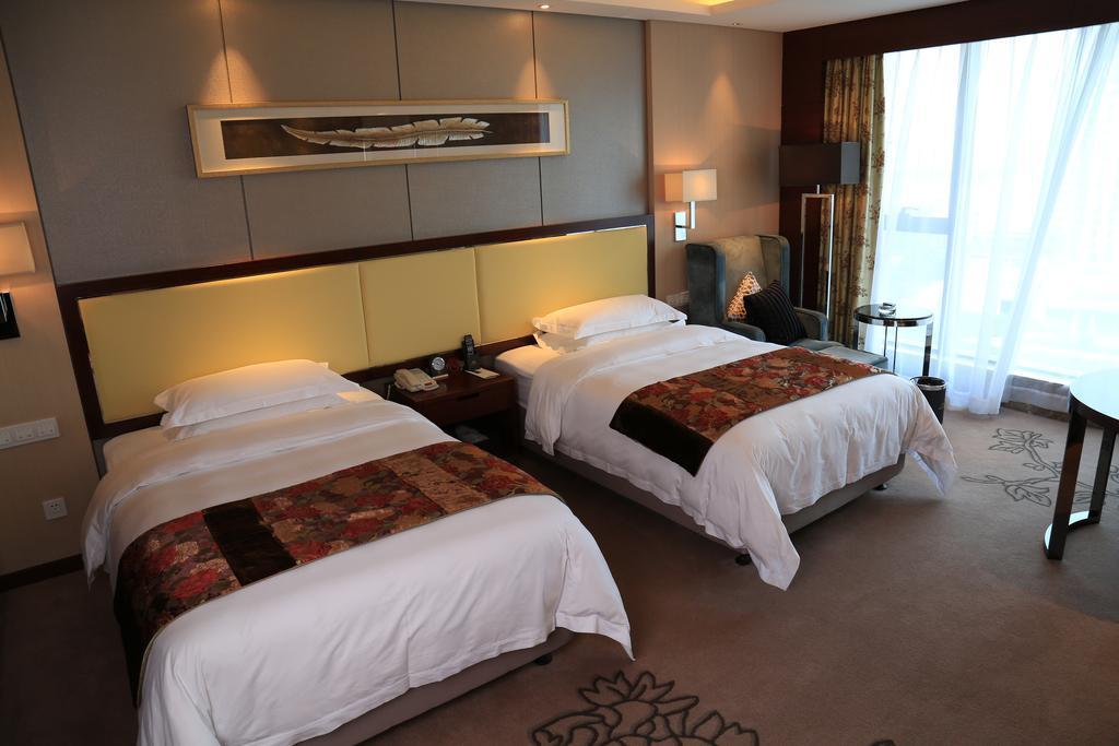 Guangzhou ChangFeng Gloria Plaza Hotel Ruang foto
