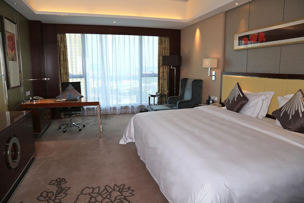 Guangzhou ChangFeng Gloria Plaza Hotel Ruang foto