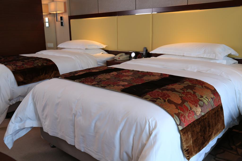 Guangzhou ChangFeng Gloria Plaza Hotel Ruang foto