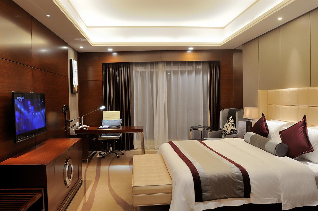 Guangzhou ChangFeng Gloria Plaza Hotel Bagian luar foto